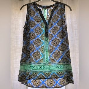 ☀️CROWN & IVY | SLEEVELESS TOP